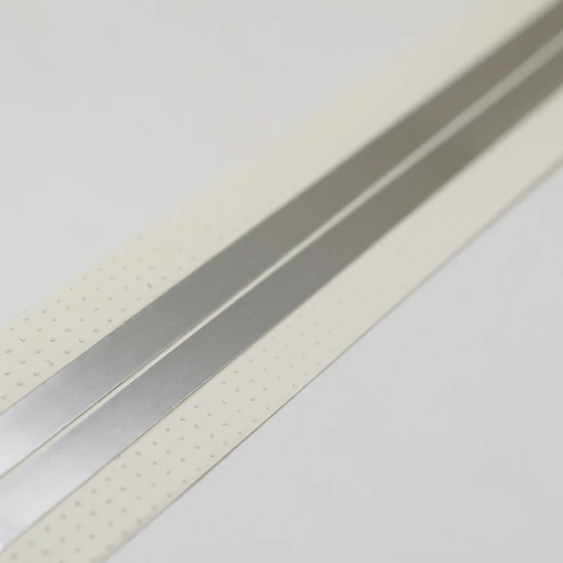 Aluminum Aluminum